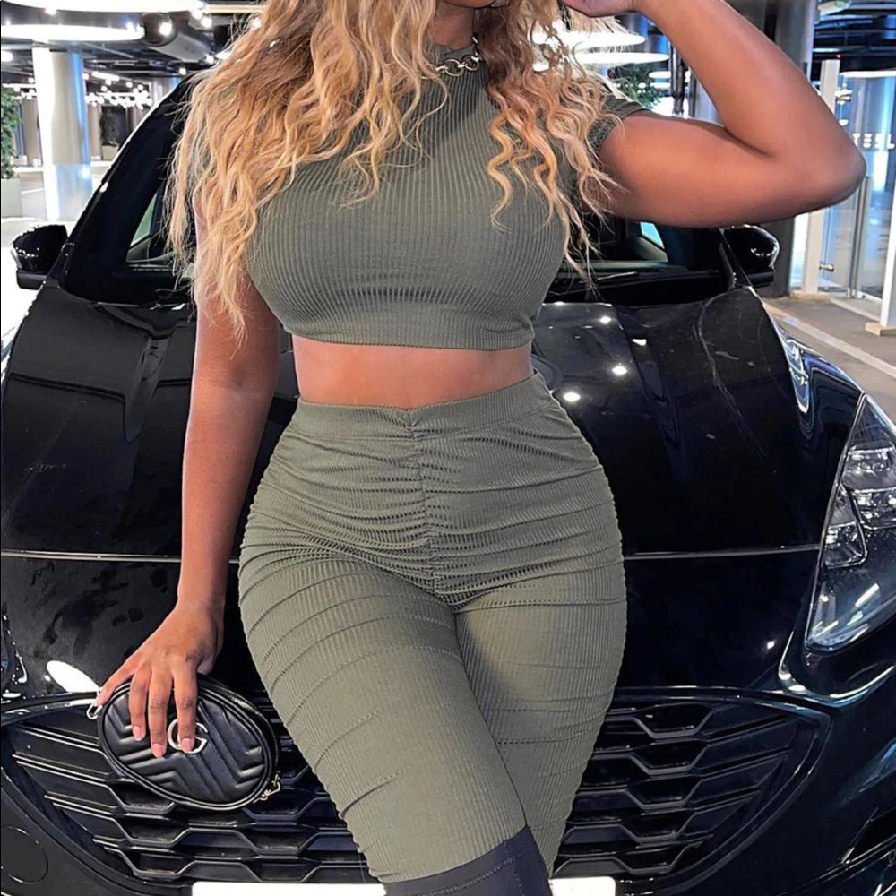 - Jambalaya legging set